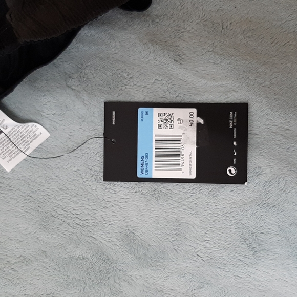 Nike gray and black dri-fit running shorts - Picture 4 of 5